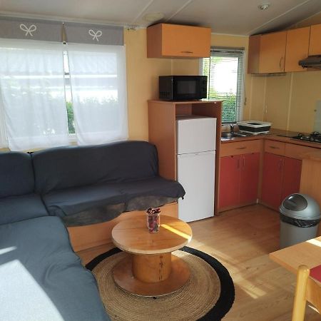Mobil-Home Coin De Paradis En Cote D'Opale Sur Terrain Prive Et Sa Caravane Hermelinghen Экстерьер фото
