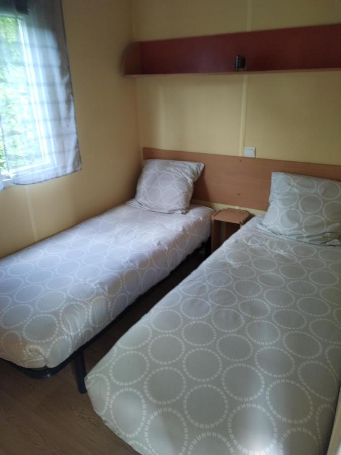 Mobil-Home Coin De Paradis En Cote D'Opale Sur Terrain Prive Et Sa Caravane Hermelinghen Экстерьер фото